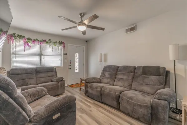 121 W Ridge RD, Norman, OK 73069