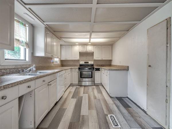 3525 NW 18th ST, Oklahoma City, OK 73107