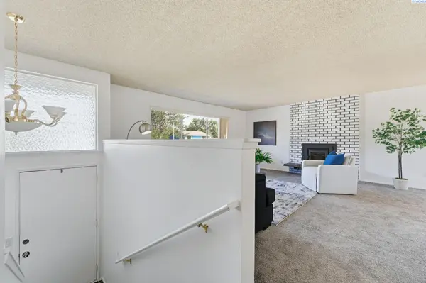 403 Scot Street, Richland, WA 99354