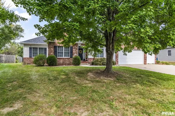 6517 WINTERBERRY LN, Springfield, IL 62712