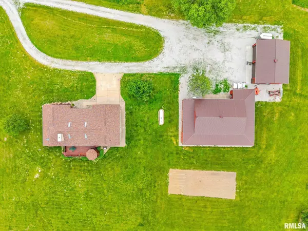 1066 County Road 1150 N RD, Henry, IL 61537