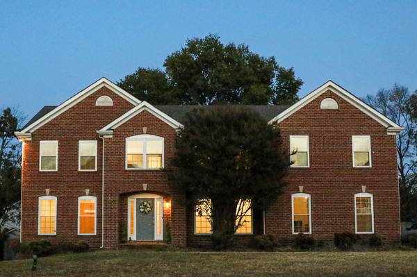201 Briarcotes Cir, La Vergne, TN 37086