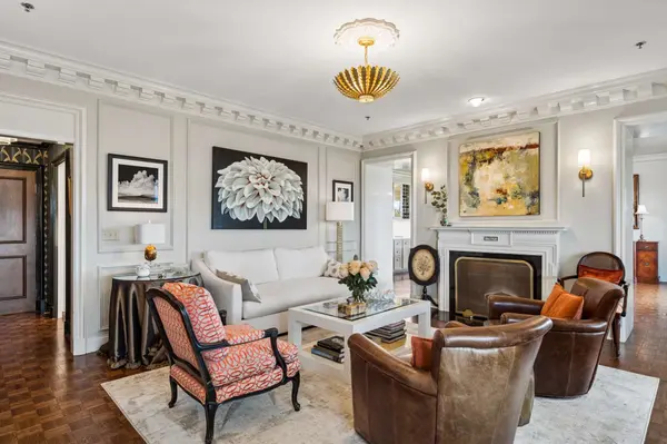 105 Leake Ave #PH4, Nashville, TN 37205