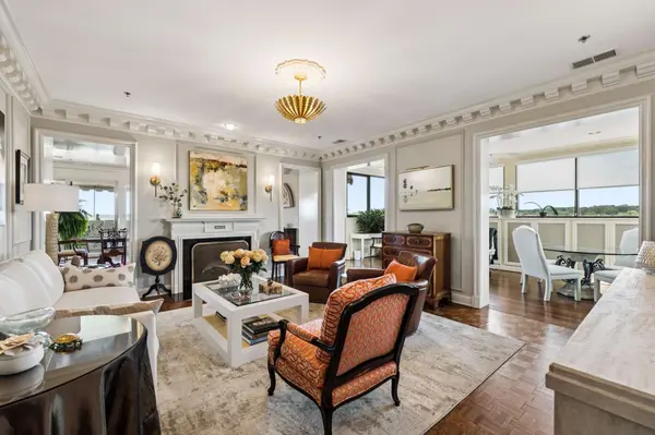 105 Leake Ave #PH4, Nashville, TN 37205
