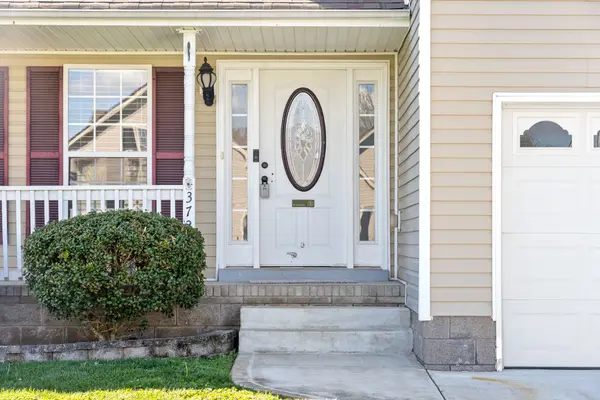 3726 Nadia Dr, Clarksville, TN 37040