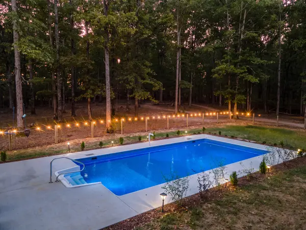 1340 Puckett Hollow Rd, Centerville, TN 37033