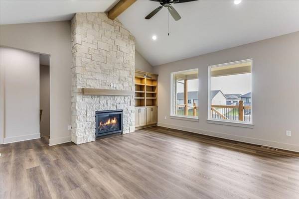 234 S Wellcrest Cir., Wichita, KS 67052