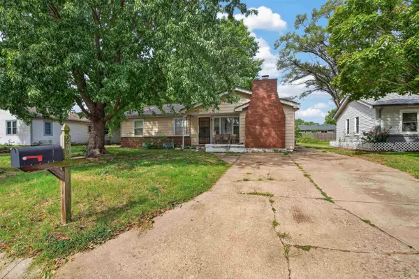 243 Western Ave,  Haysville,  KS 67060