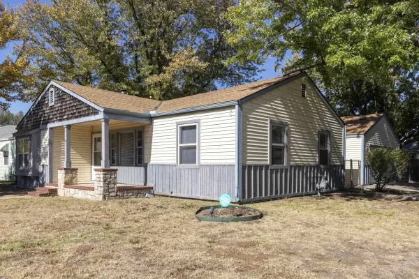 2204 W Rita Street, Wichita, KS 67213