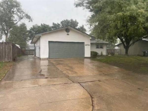 3208 S Kessler, Wichita, KS 67217