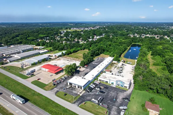 5601 S Campbell AVE, Springfield, MO 65810