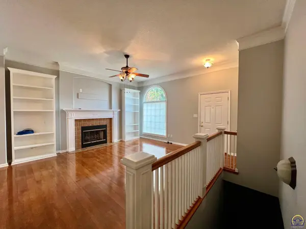 3531 SW Glendale DR, Topeka, KS 66614
