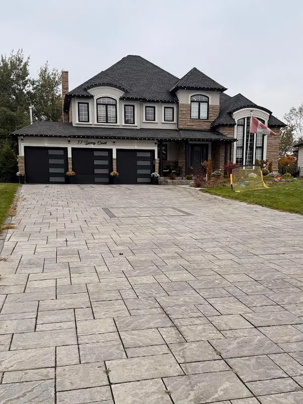 33 Young CT, Orangeville, ON L9W 0A8