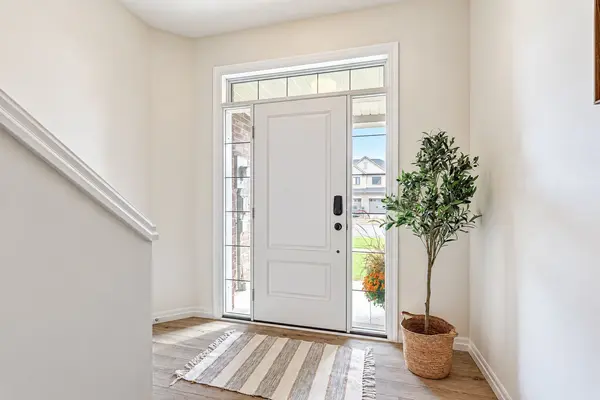 224 Renaissance DR, St. Thomas, ON N5R 0P9