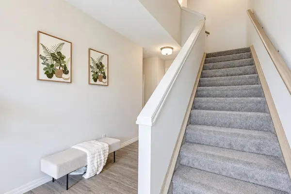 224 Renaissance DR, St. Thomas, ON N5R 0P9