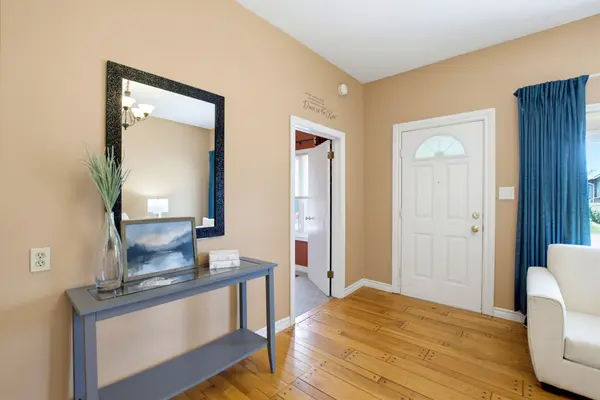 70 Homan ST, London East, ON N5Z 1A8