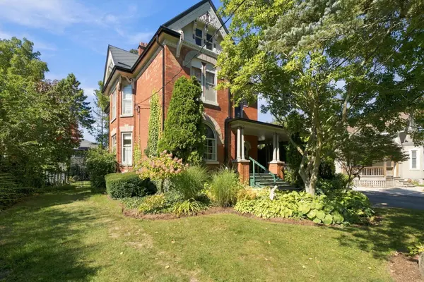 19 Sparling ST, Huron East, ON N0K 1W0