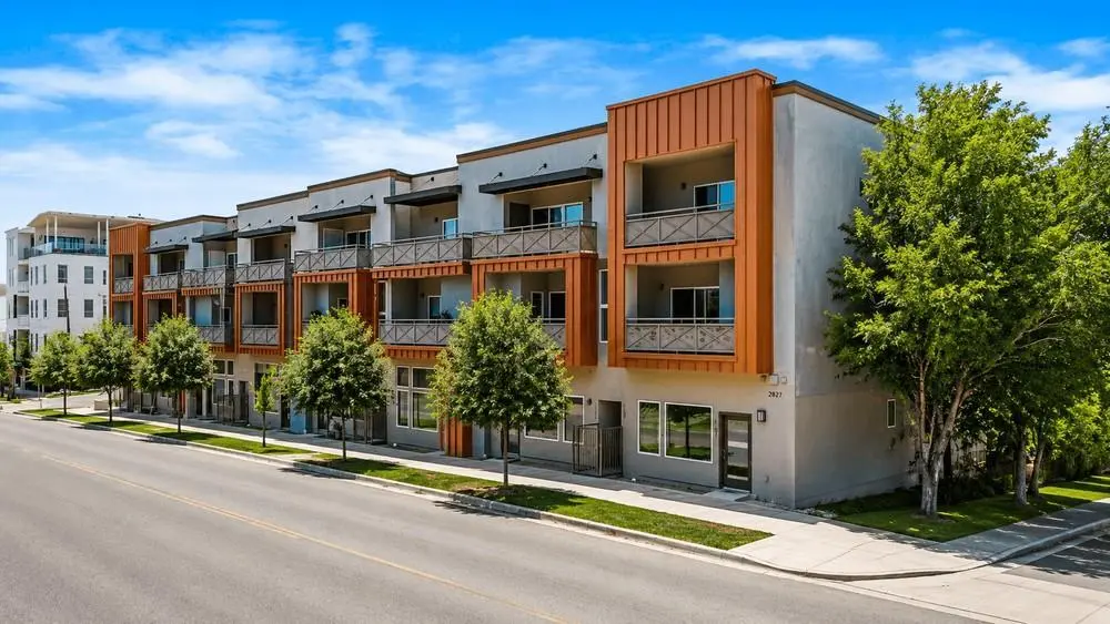 2827 Manor RD #2202, Austin, TX 78722