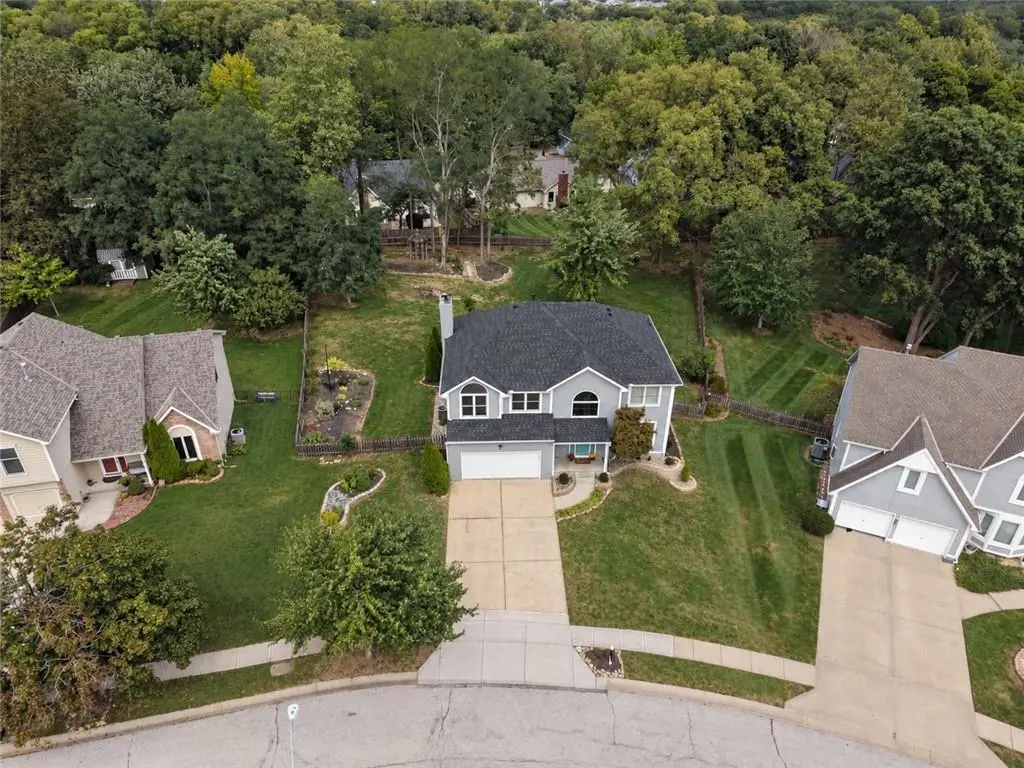 5002 NW 66th TER, Kansas City, MO 64151