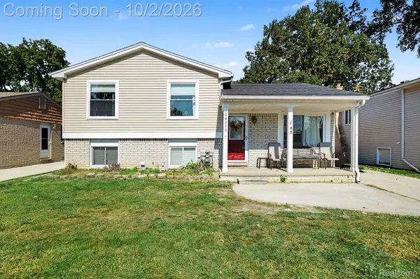 24055 Manila ST, Clinton Charter Township, MI 48035