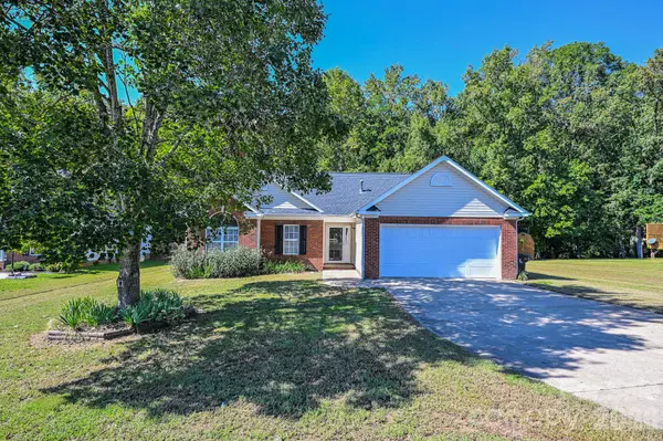 2425 River Chase DR, Monroe, NC 28110