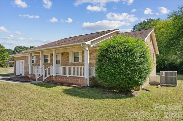 5560 Roberta RD, Harris, NC 28075