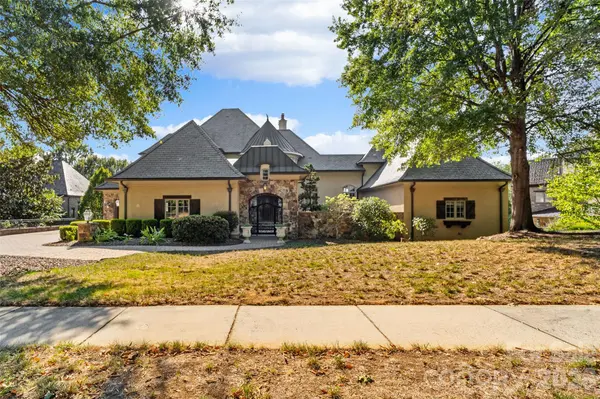 408 Oakmont LN, Waxhaw, NC 28173