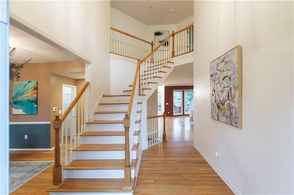 7911 W 131st TER, Overland Park, KS 66213