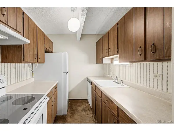 8060 E Girard #704, Denver, CO 80231