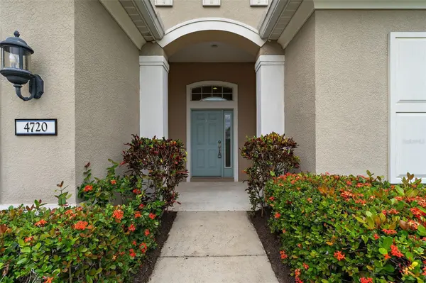 4720 CLAREMONT PARK DR, Bradenton, FL 34211