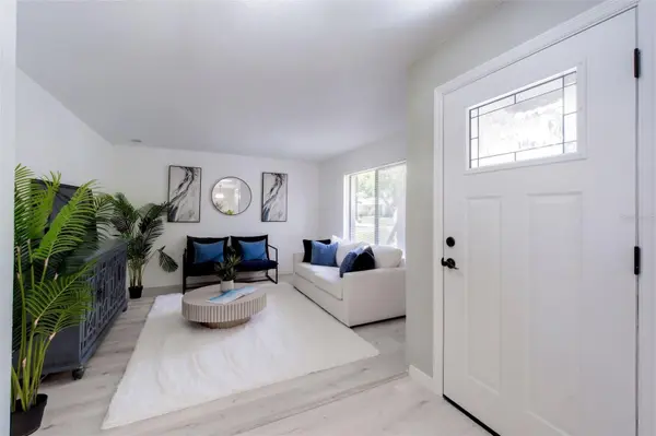 2911 AUTUMNWOOD TRL, Apopka, FL 32703