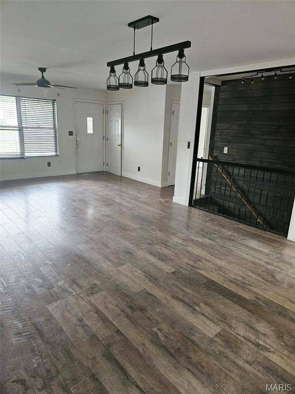 1140 Sycamore LN, St Clair, MO 63077