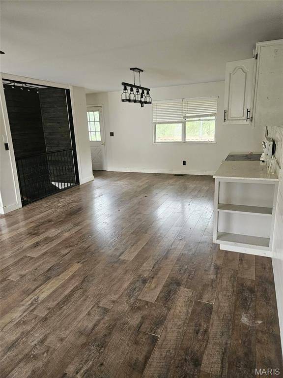1140 Sycamore LN, St Clair, MO 63077