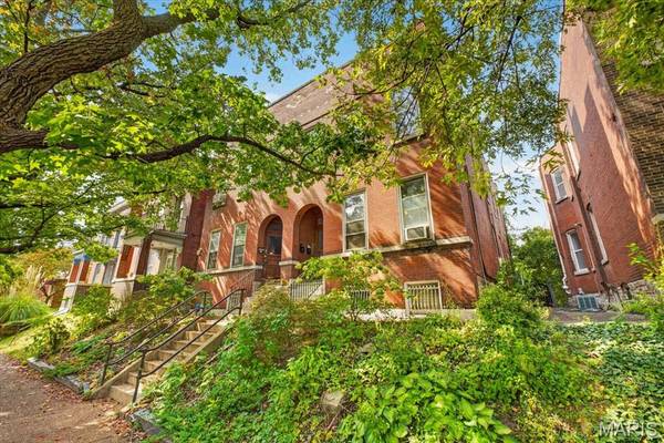 2209 Jules ST, St Louis, MO 63104