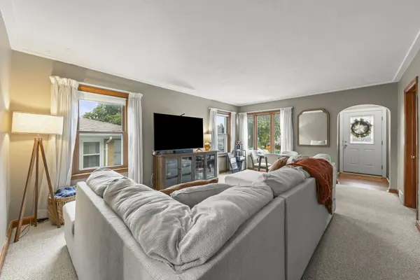 1207 Oregon ST, Joliet, IL 60435