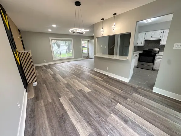 1855 Reichert AVE, Sauk Village, IL 60411