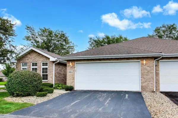 1035 Easy ST #A, Crown Point, IN 46307