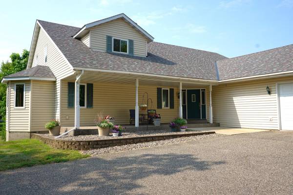 6592 295th ST E, Cannon Falls, MN 55009