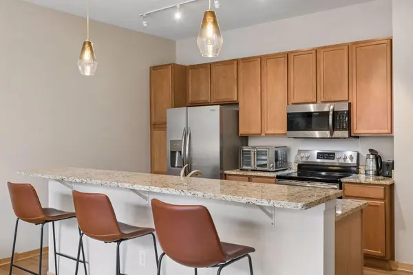 4525 Park Commons DR #202, Saint Louis Park, MN 55416