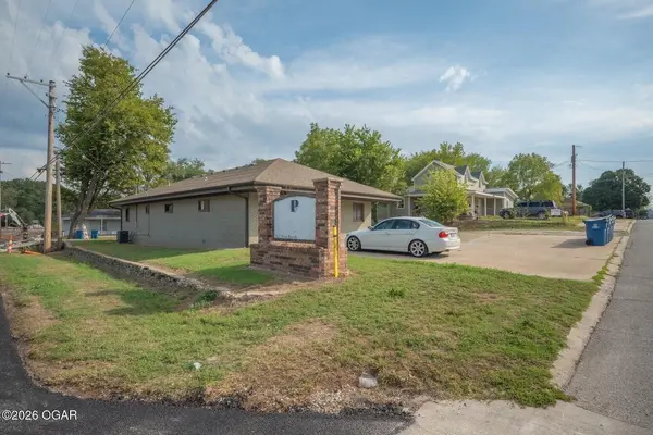 522 W Brook ST, Neosho, MO 64850