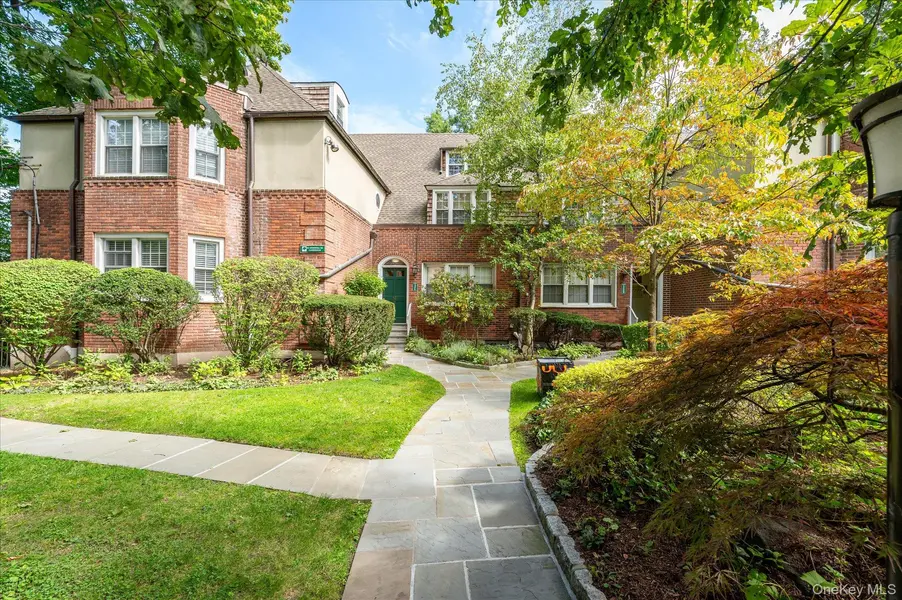 52 Underhill Road ##ML, Scarsdale, NY 10583