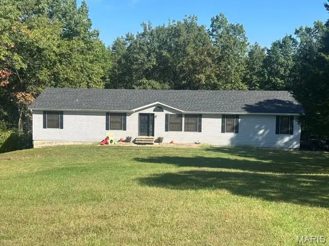 175 Tall Tree LN, Foley, MO 63347