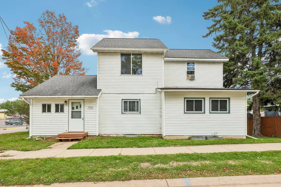 1560 Western AVE, Cumberland, WI 54829