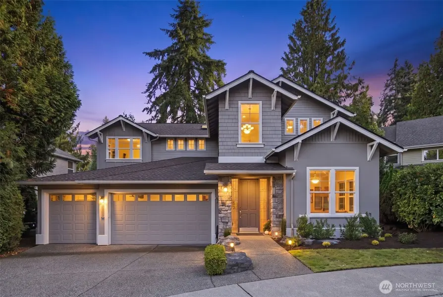 17025 NE 113th CT, Redmond, WA 98052