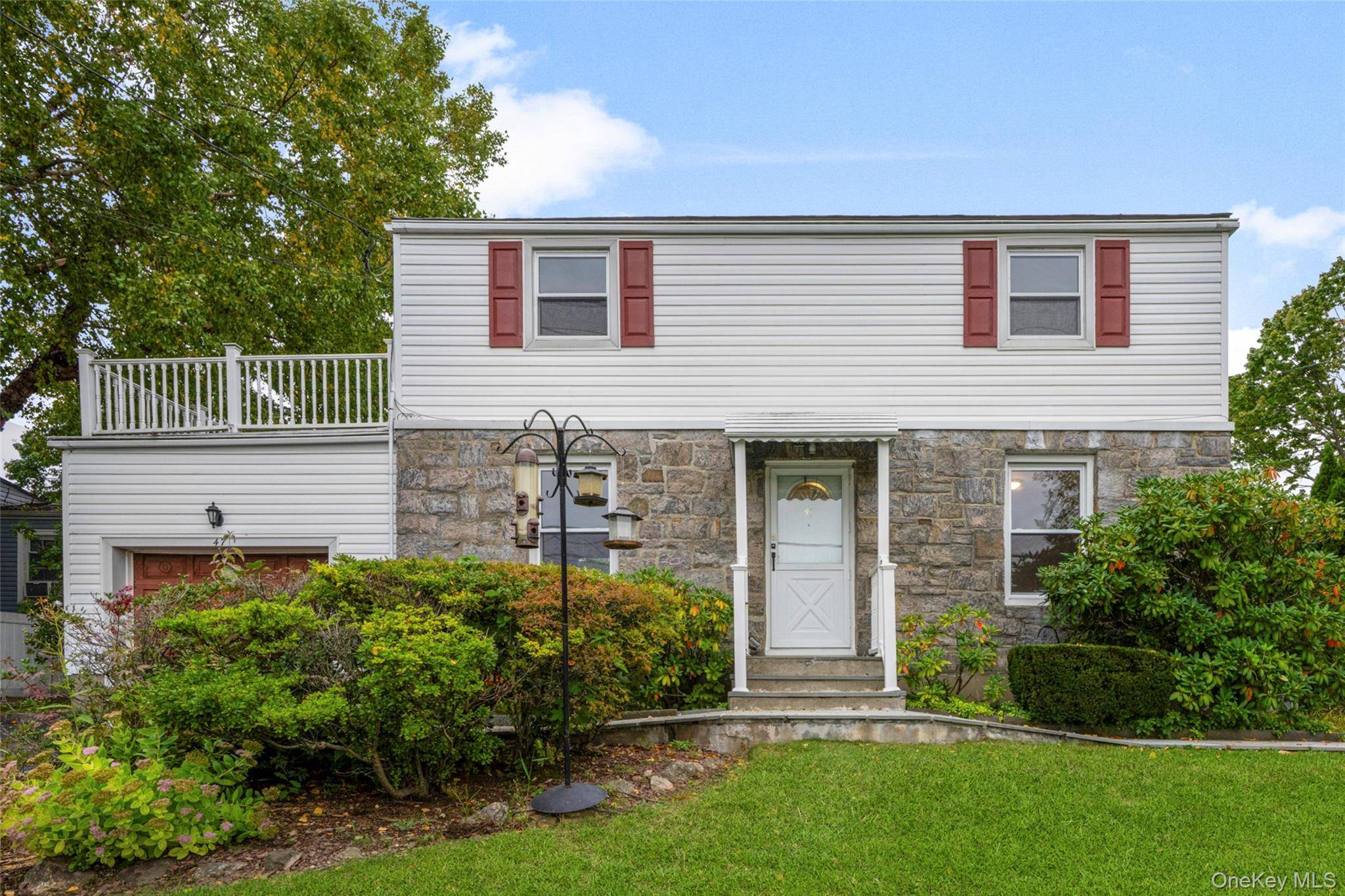47 Whitman RD, Yonkers, NY 10710