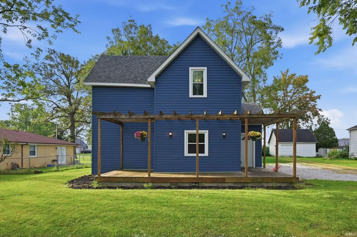 405 E Walnut ST, Summitville, IN 46070