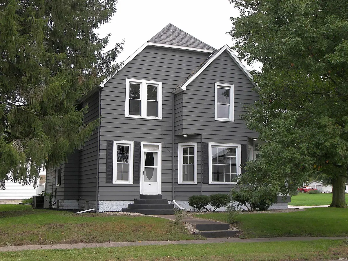 402 W Rochester ST, Akron, IN 46910
