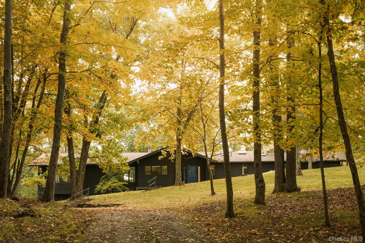 17 Belcher RD, Warwick, NY 10990