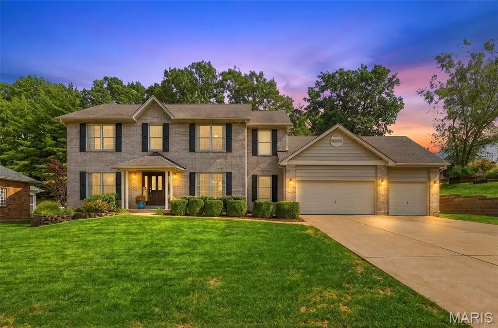 5026 Southridge Park DR, St Louis, MO 63129