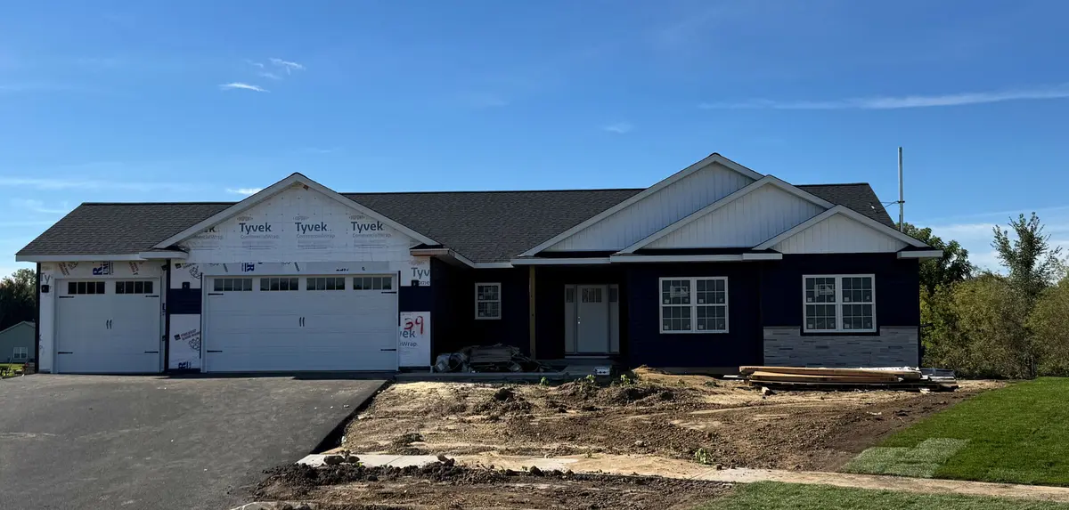 514 Creekside CIR, Byron, IL 61010